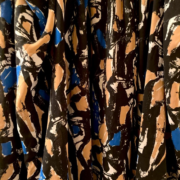 H&M abstract midi skirt - Picture 4 of 4